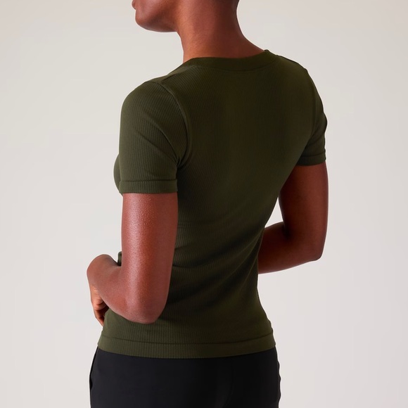 Athleta Aspen Olive Renew Seamless Crewneck T-shirt Size XS - Picture 2 of 5